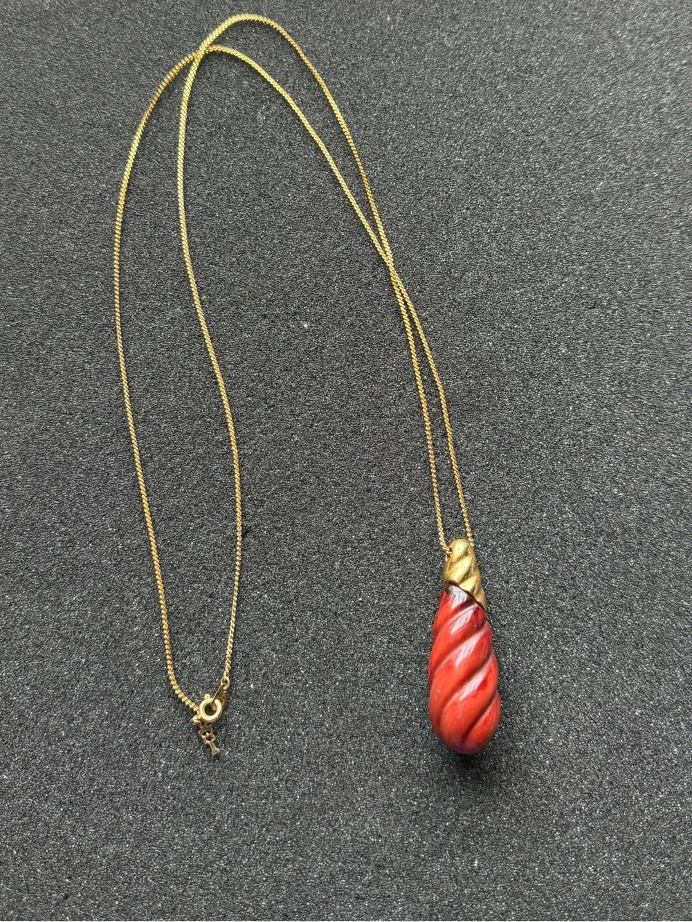 Vintage Crown Trifari Gold Tone Burnt Red Orange swirl Pendant Necklace
